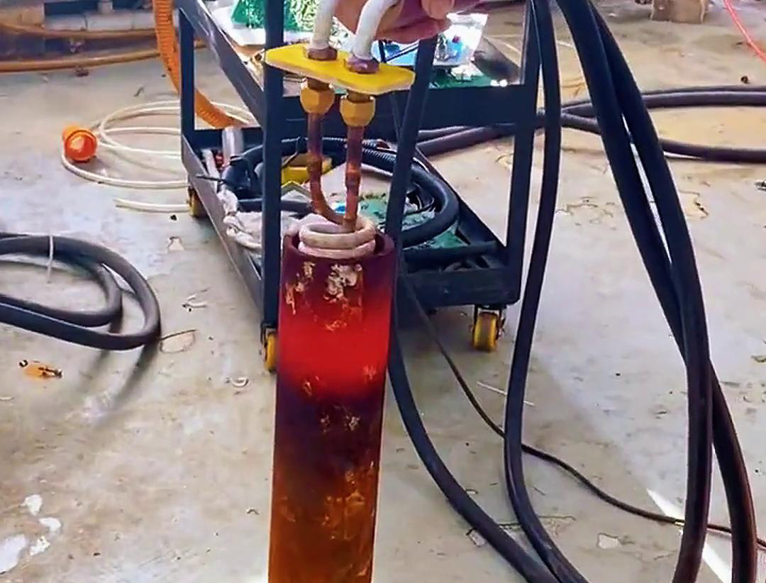 手持式高频内孔加热器：内孔与管件加热的新选择